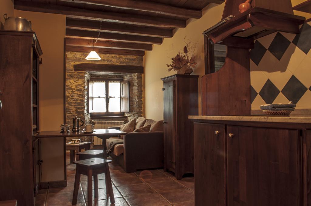 Apartamentos A Retoral Coana الغرفة الصورة